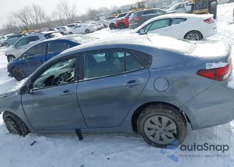 2020 Kia Rio S z USA, uszkodzony, nr VIN 3KPA24AD5LE309269